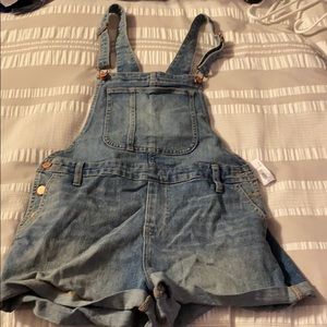 NWT old navy short overalls
